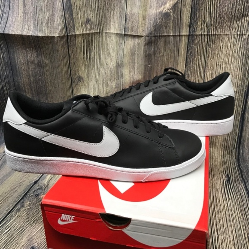 Nike leather tennis classic sneaker shoes